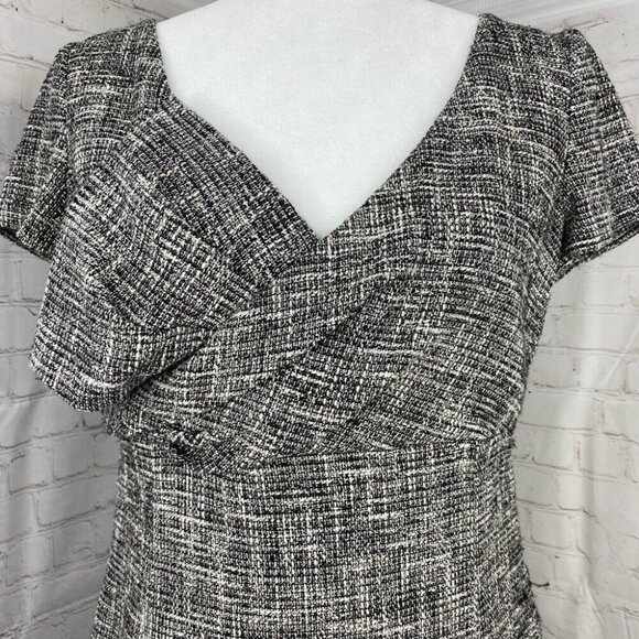 Valentino Red‎ Women's Black White V-Neck Luxury Tweed Designer Dress IT 44/C36 - Picture 3 of 15